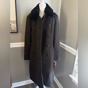 $400 NWT VINCE CAMUTO brown black plaid faux fur collar Wool Coat Medium no belt